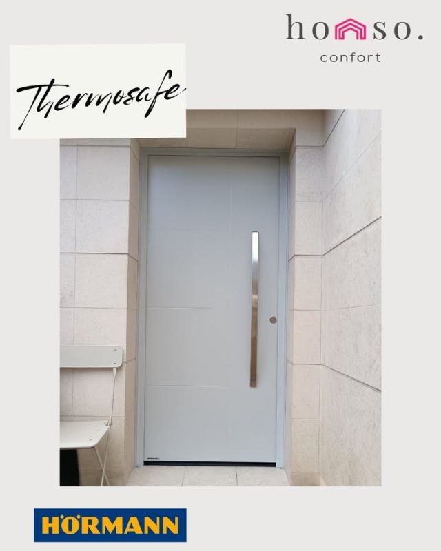 🚧 En pleine action sur chantier ! 🚪
Découvrez notre dernière réalisation : une porte d'entrée ThermoSafe Hormann en RAL 7035 gris clair, élégant et intemporel avec le motif 871 ultra-moderne. Isolation thermique exceptionnelle, serrure 5 points pour une sécurité maximale et design affleurant qui s'intègre parfaitement à tous les styles de maison.

✨ Avantages clés :
Énergie : Rupture de pont thermique pour des économies sur vos factures.
Sécurité : Anti-effraction, paumelles masquées invisibles.
Esthétique : Plus de 75 motifs disponibles, sur-mesure !

Prêt à sécuriser et sublimer votre entrée ? DM pour un devis gratuit ! 💬 

#PorteEntree #HormannThermoSafe #Chantier #Menuiserie #HomsoConfort #Fermeture #ValDOise #IleDeFrance #DevisGratuit #Showroom #Elegance